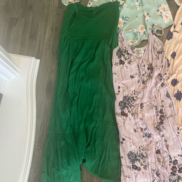 LOT of jumpsuits - Picture 3 of 7